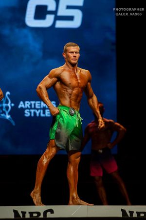 MEN'S ATHLETIC